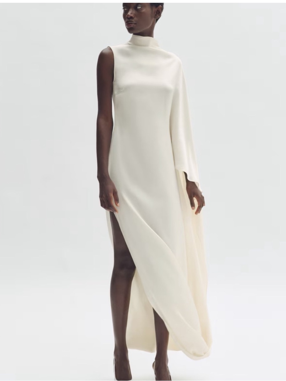 NWT (size small) STELLA MCCARTNEY X H&M
Satin Cape Dress - Picture 2 of 7